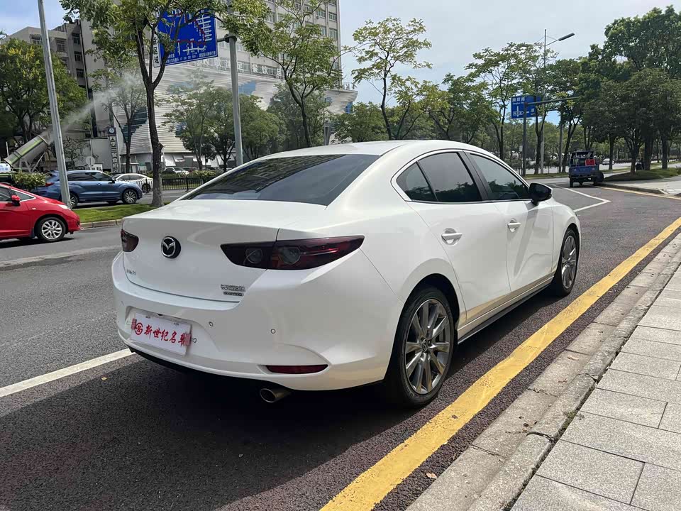 Mazda 3 Angkesaila Mazda 3 Angkesaila