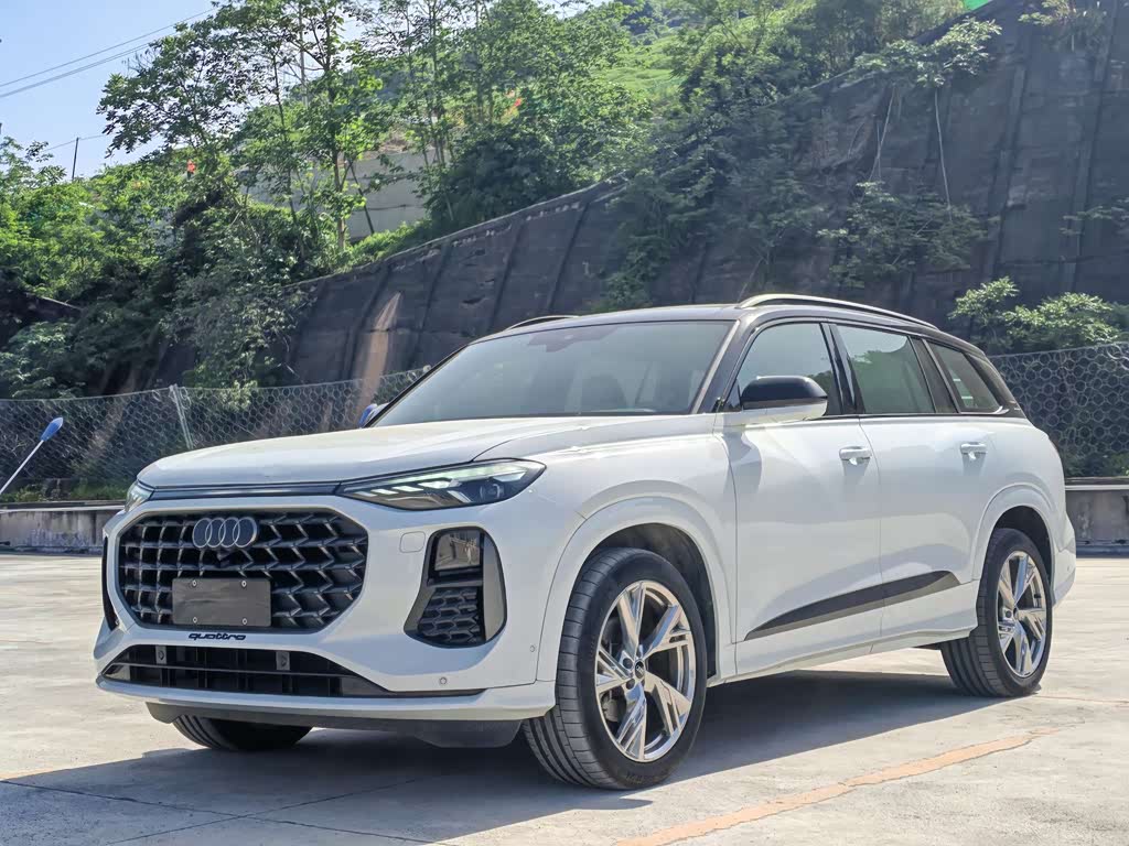 Audi Q6