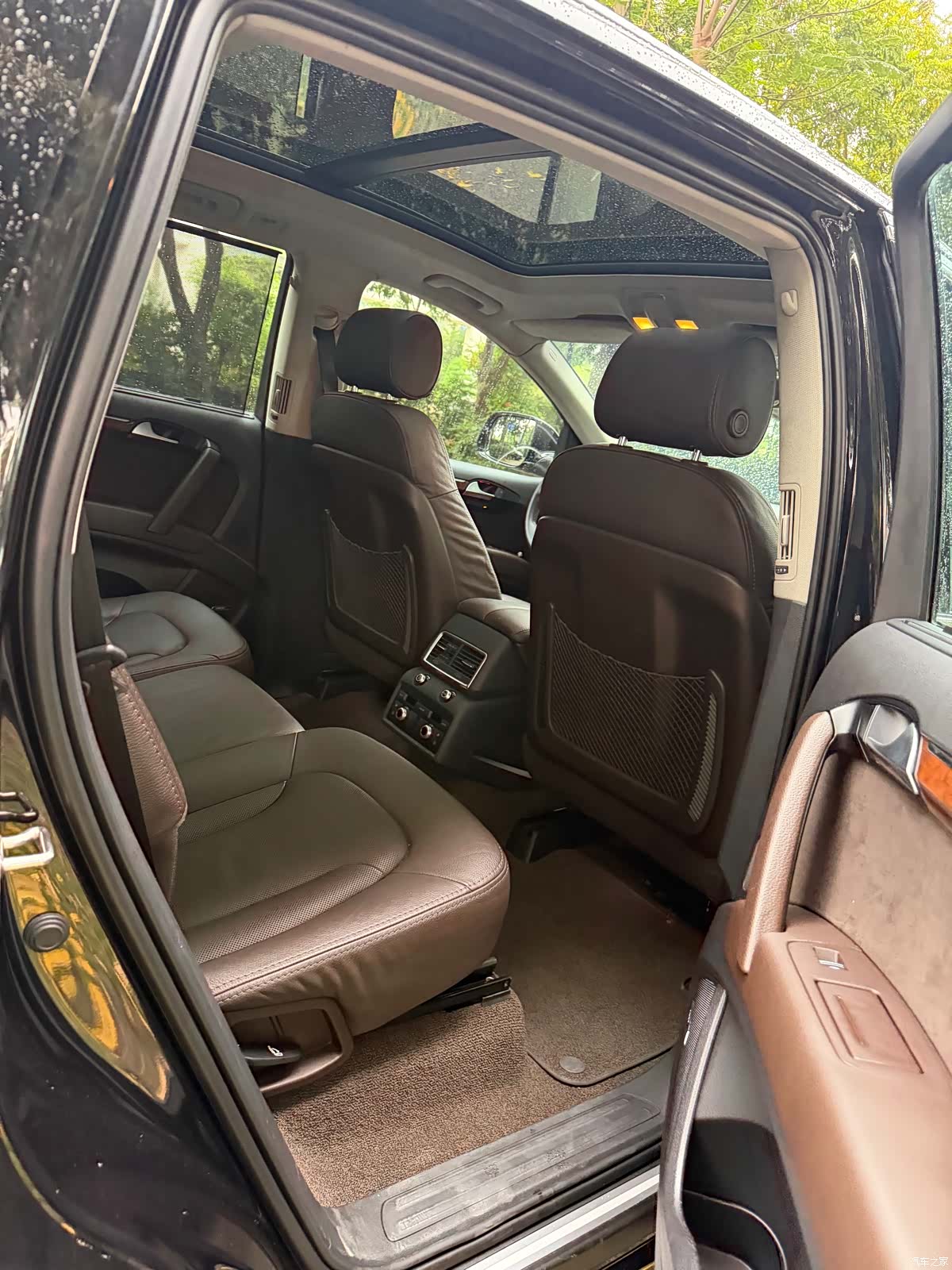 Audi Q7, 2015 9