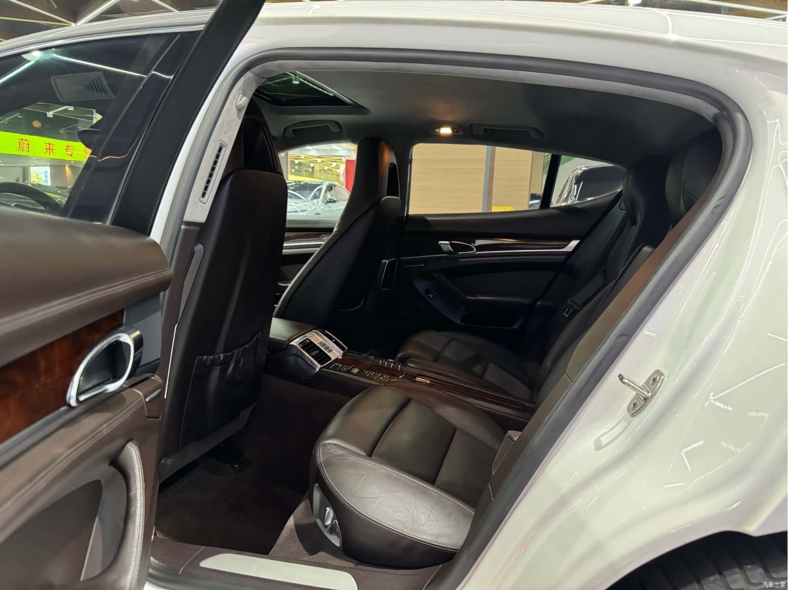 Porsche Panamera, 2012 9