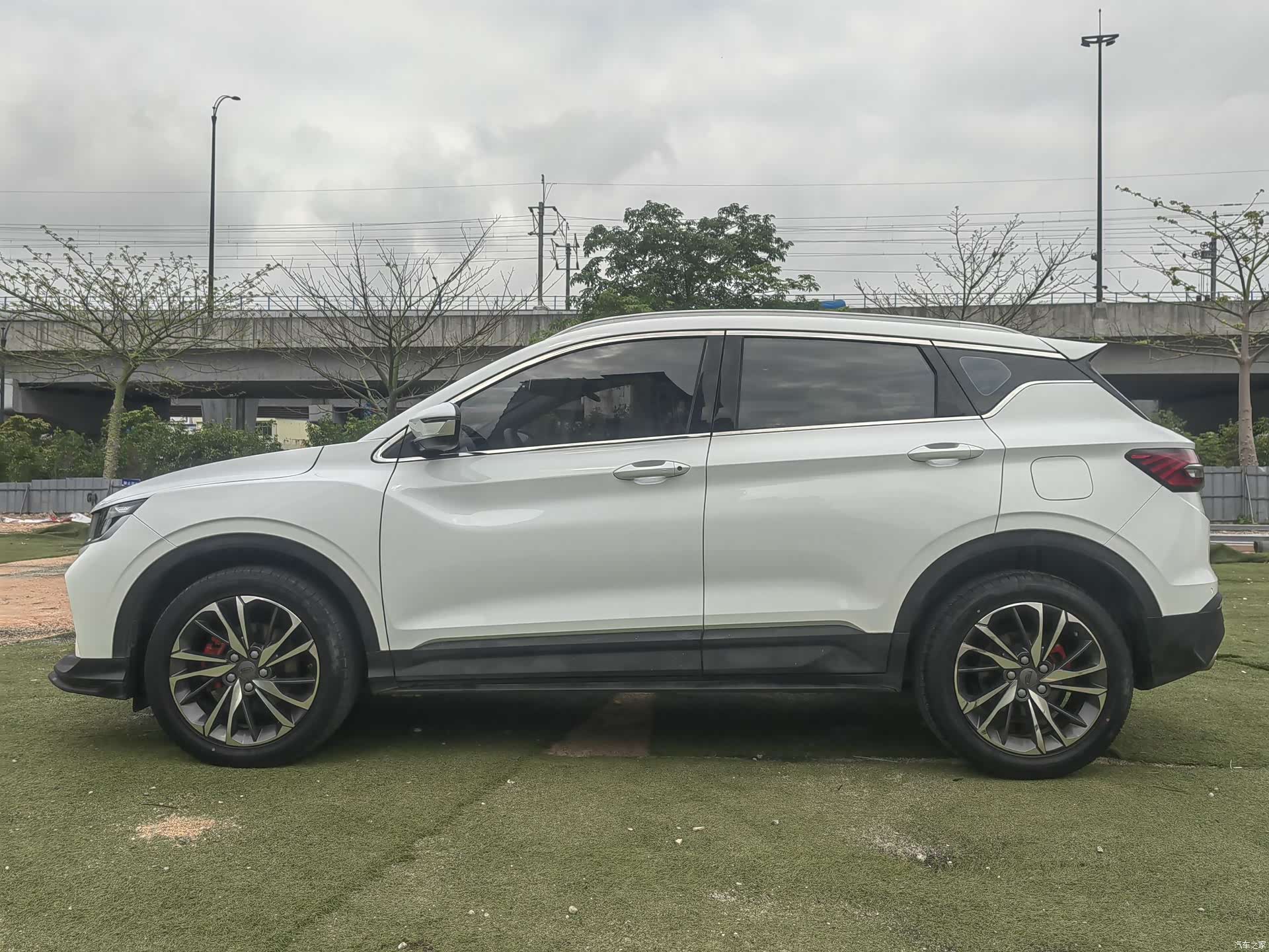 Geely Coolray, 2020 7