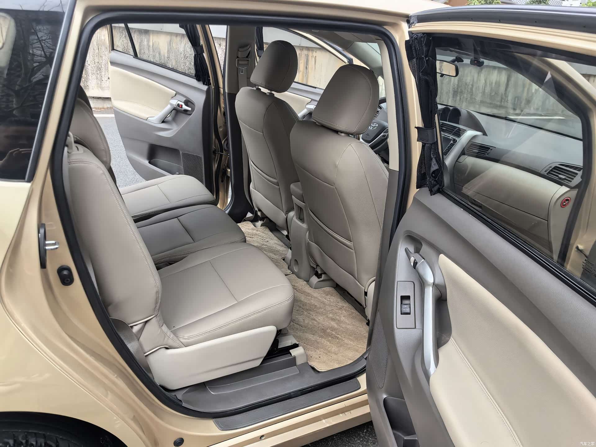 Toyota 180E, 2014 13