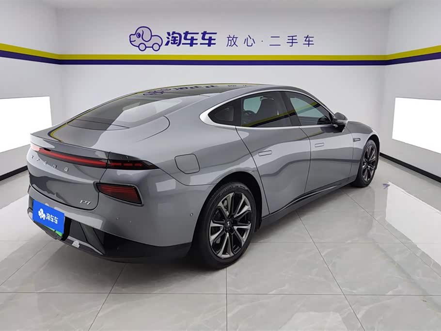 XPENG P7