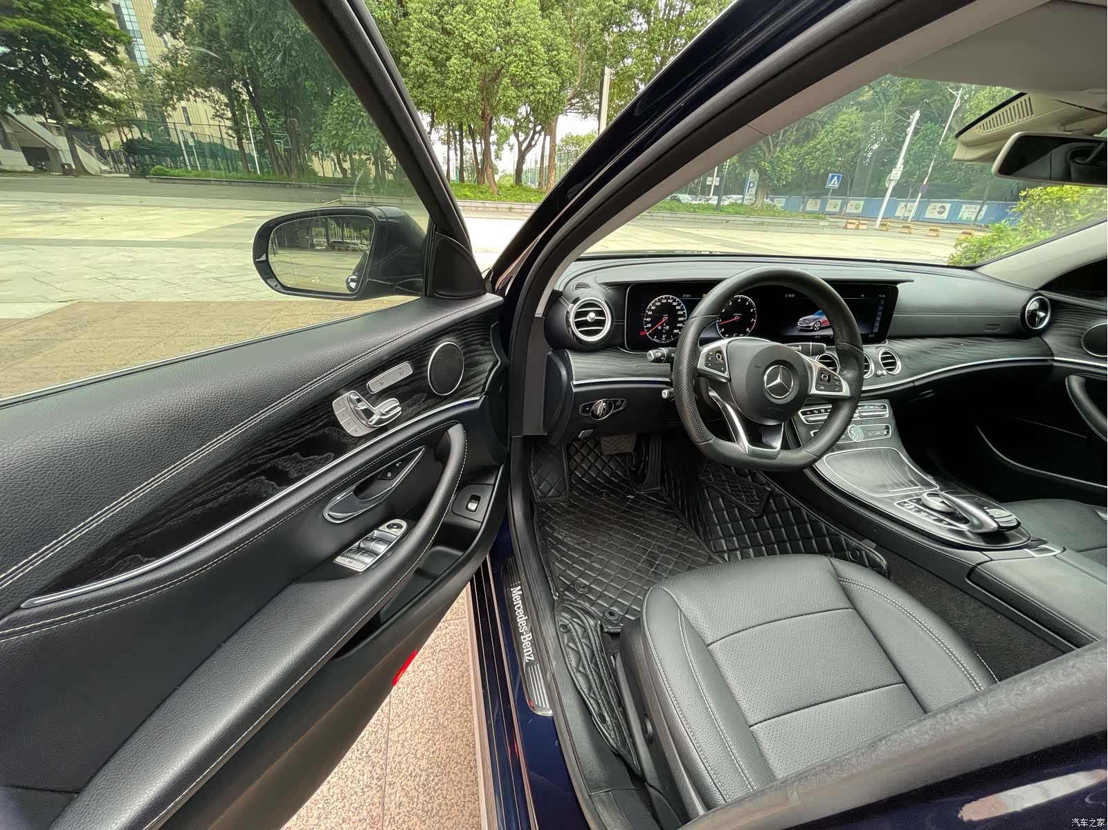 Mercedes-Benz E-Class, 2018 12