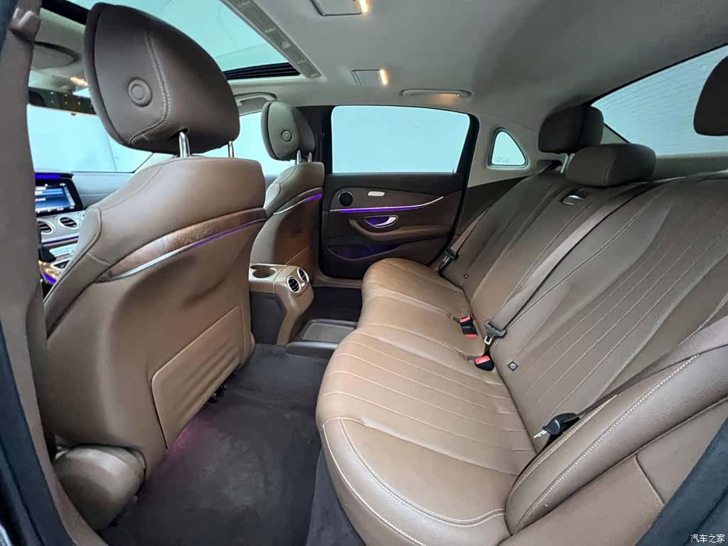 Mercedes-Benz E-Class, 2019 16