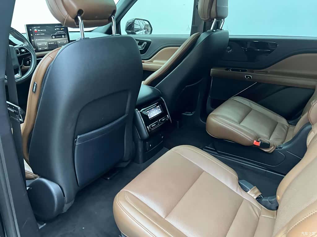 Lincoln Aviator, 2021 20