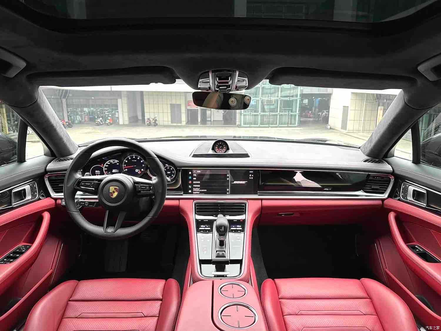 Porsche Panamera, 2022 11