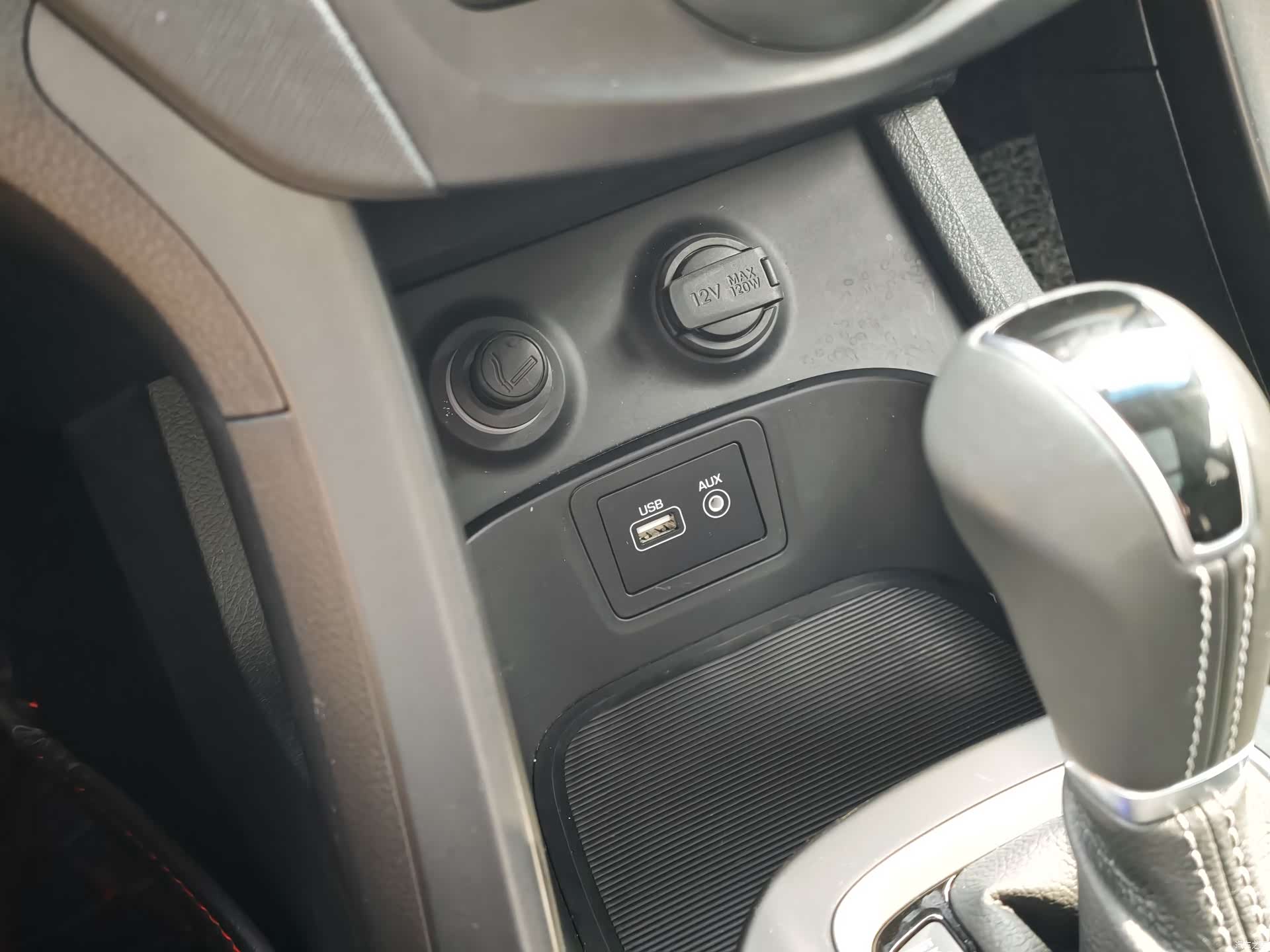 Hyundai Santa Fe, 2018 30