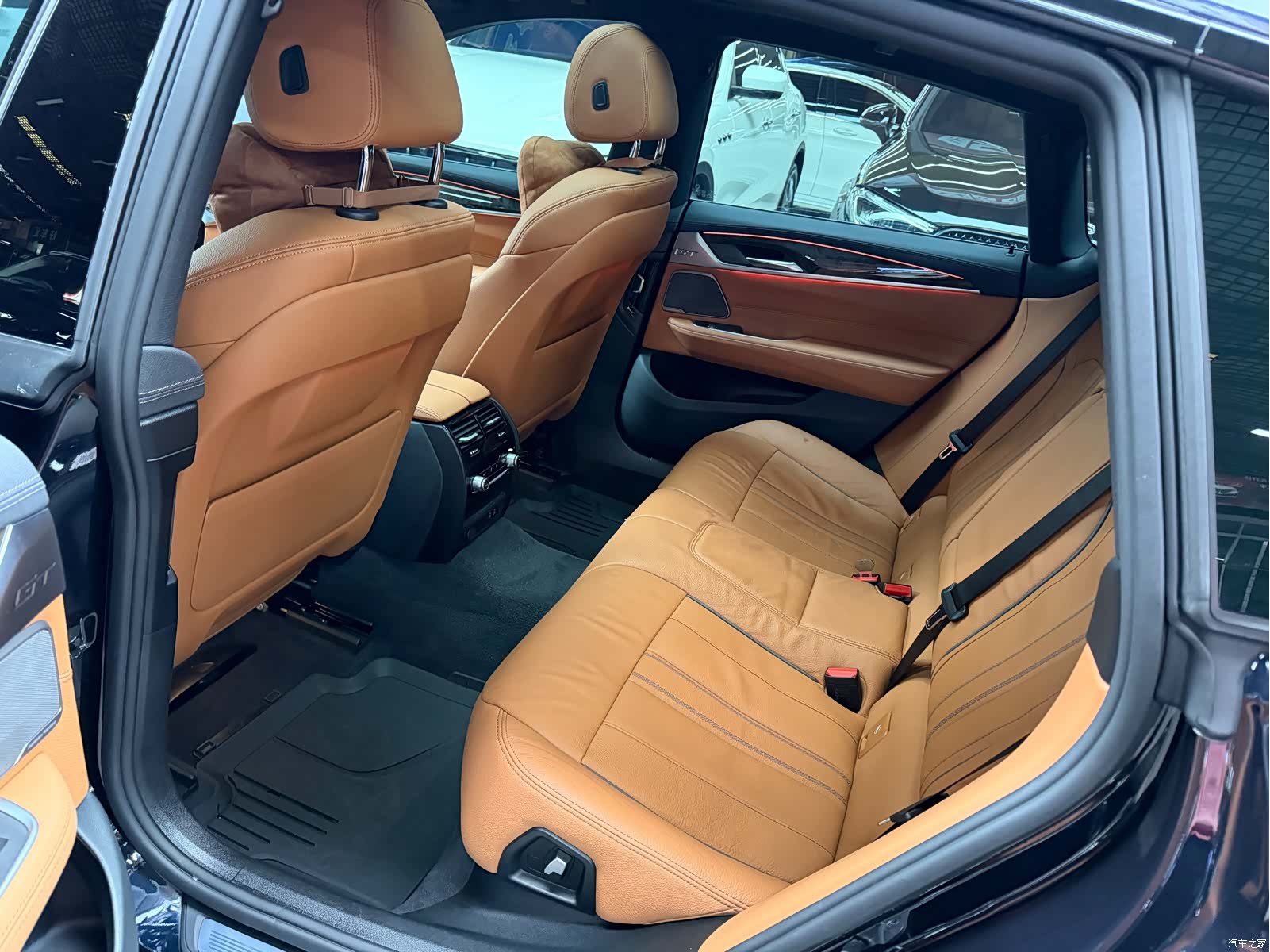 BMW 6 Series GT, 2023 31