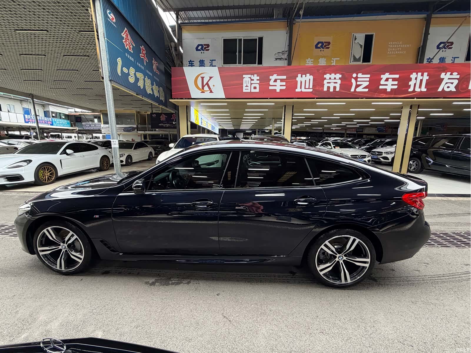 BMW 6 Series GT, 2023 39