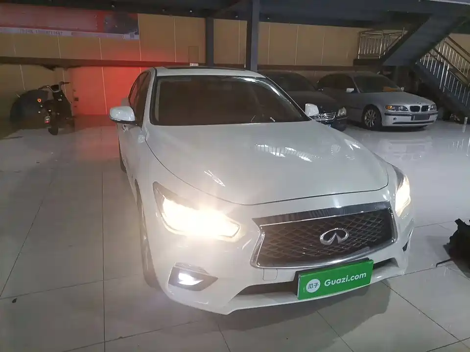 Infiniti Q50L Infiniti Q50L