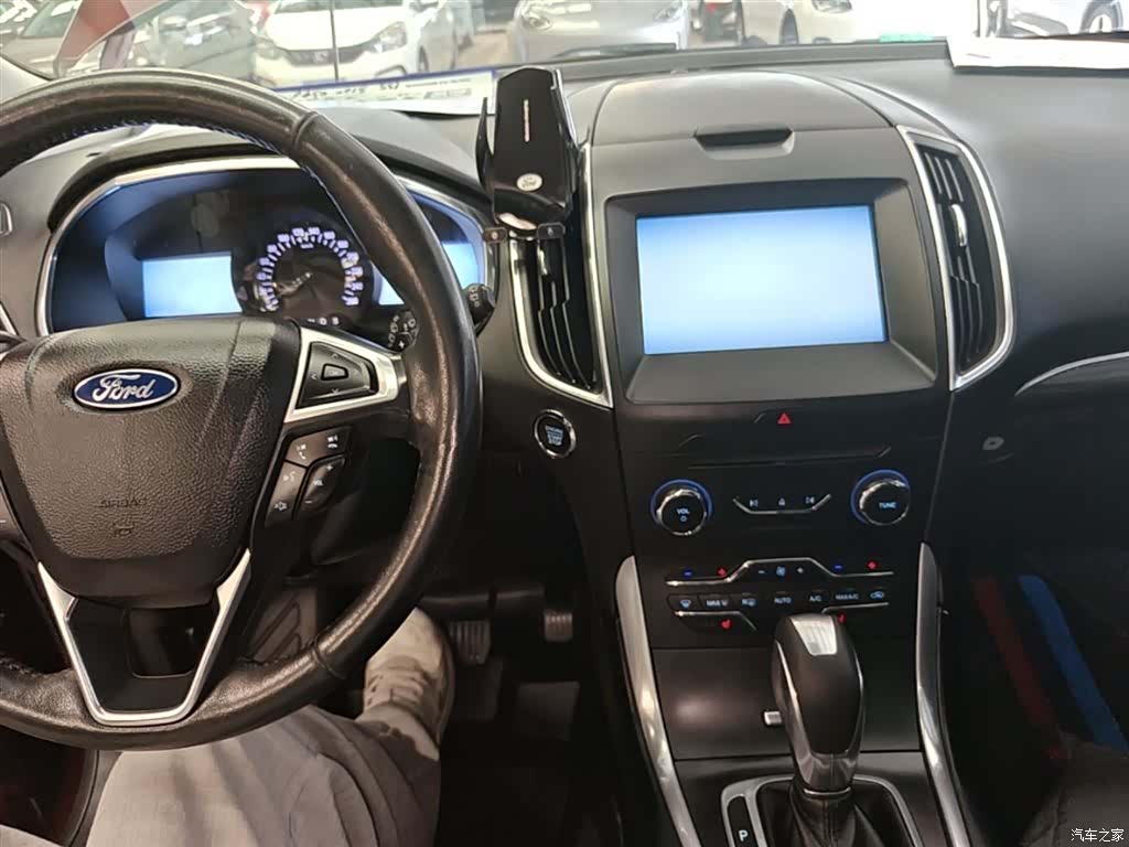 Ford Edge, 2016 10