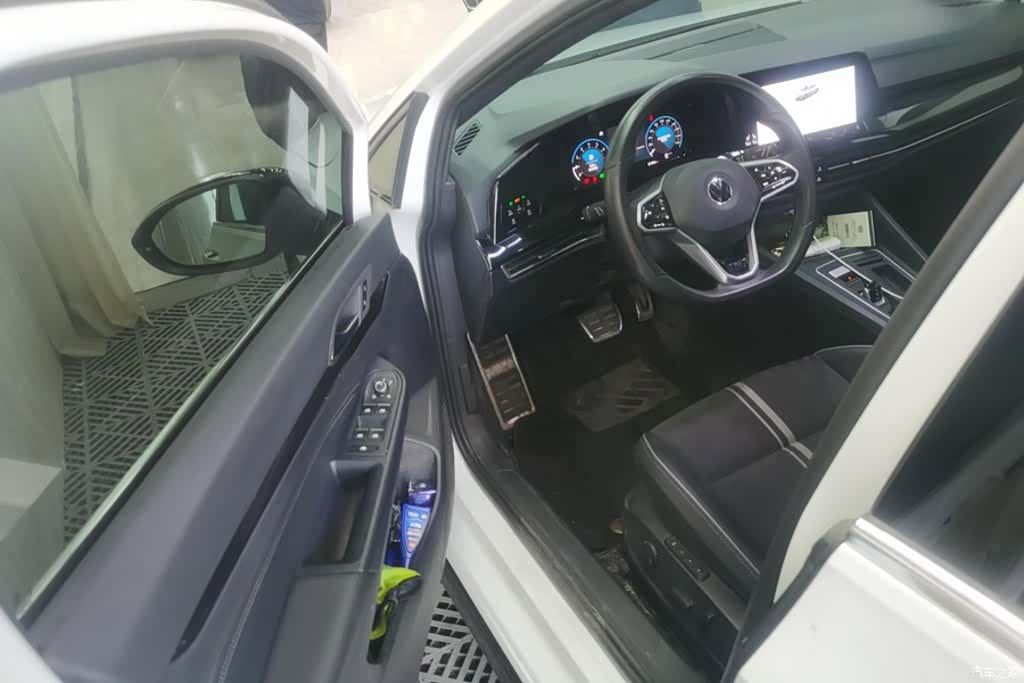 Volkswagen Golf, 2023 7