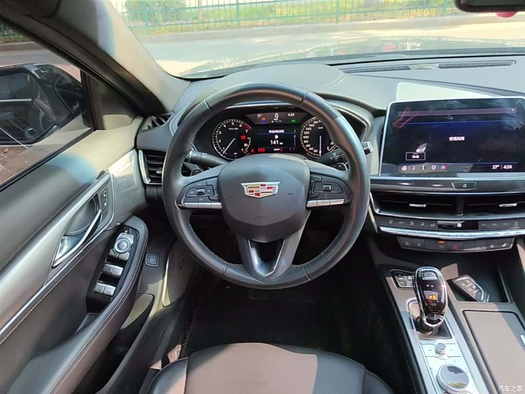 Cadillac CT5, 2022 11