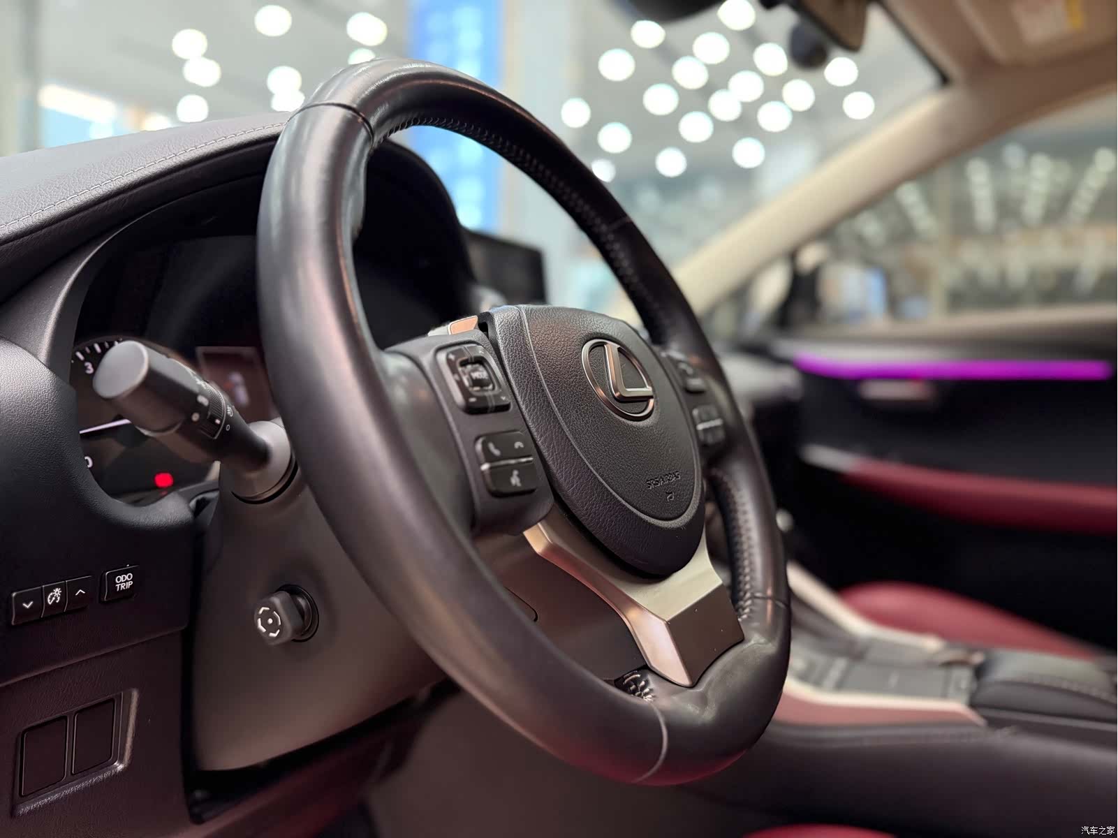 Lexus NX, 2021 15