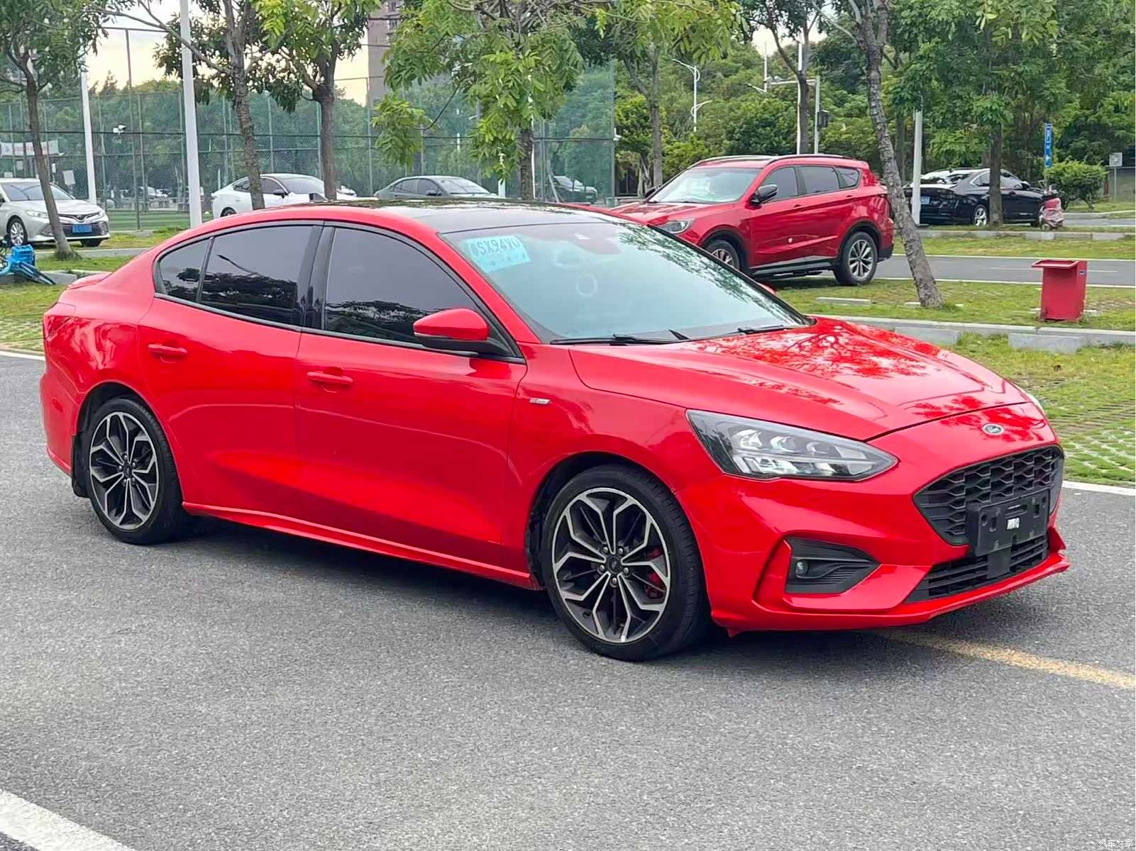 Ford Focus, 2021 3