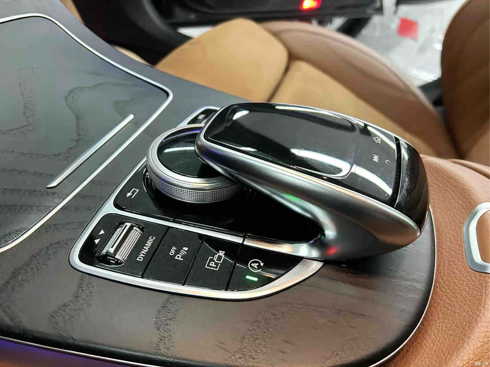 Mercedes-Benz E-Class, 2018 11