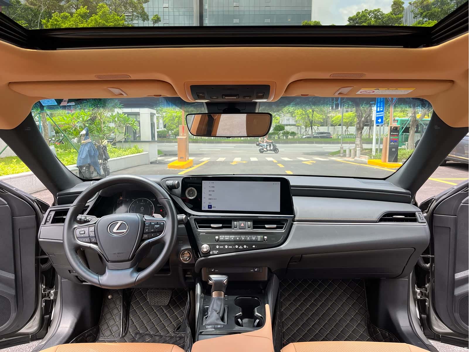 Lexus ES, 2024 17