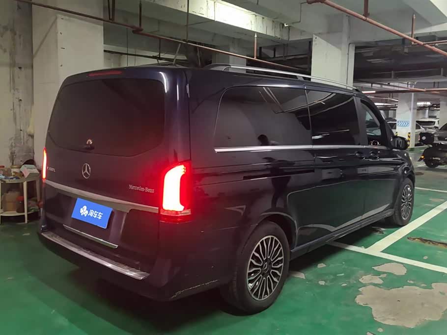 Mercedes-Benz V-class