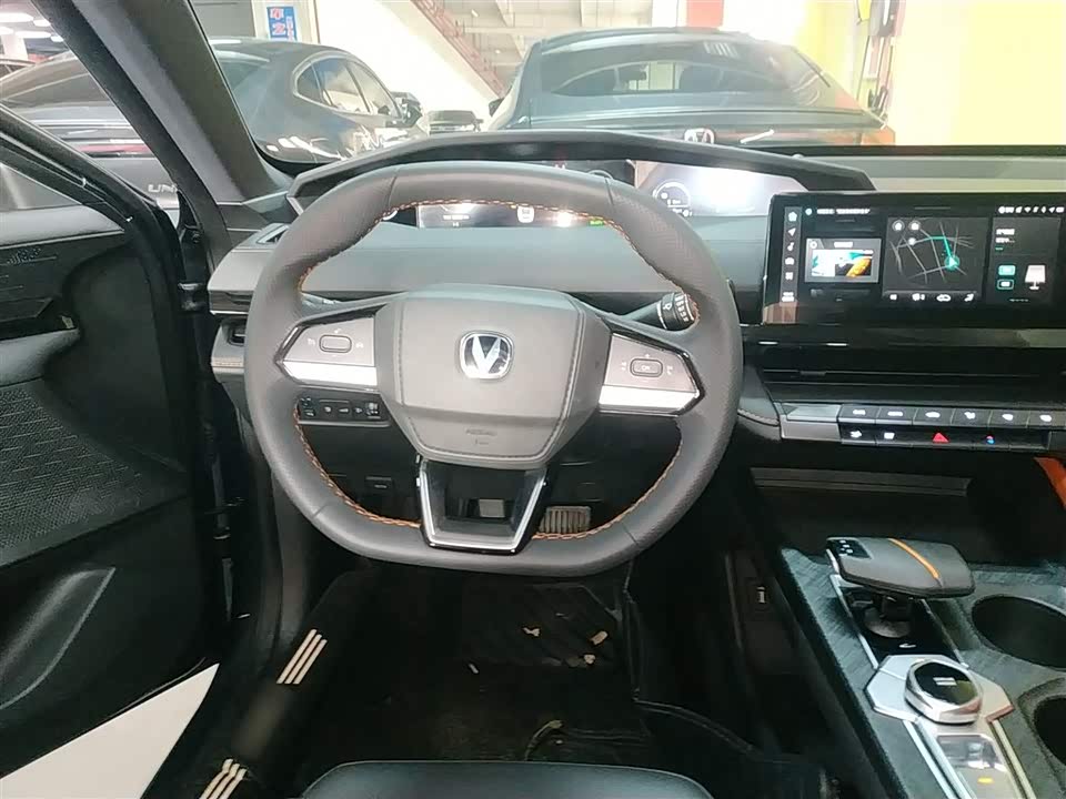 Changan UNI-V Smart iDD