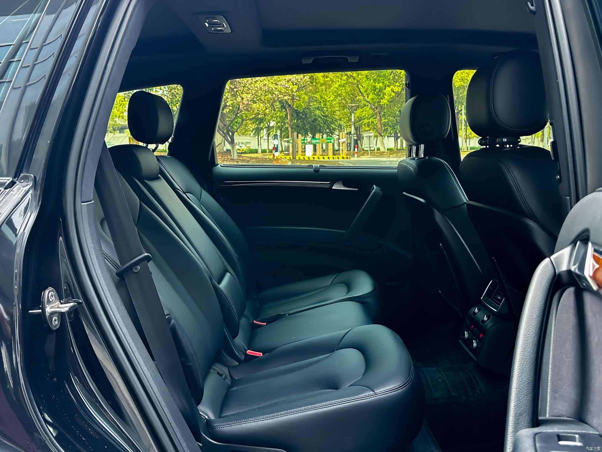 Audi Q7, 2014 7
