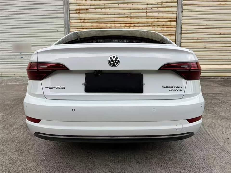 Volkswagen Sagitar