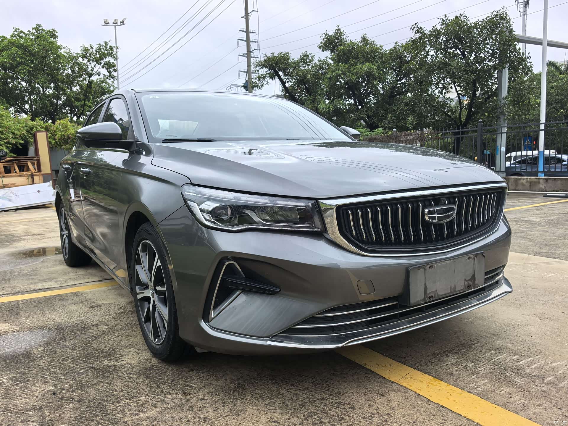 Geely Emgrand, 2022 3