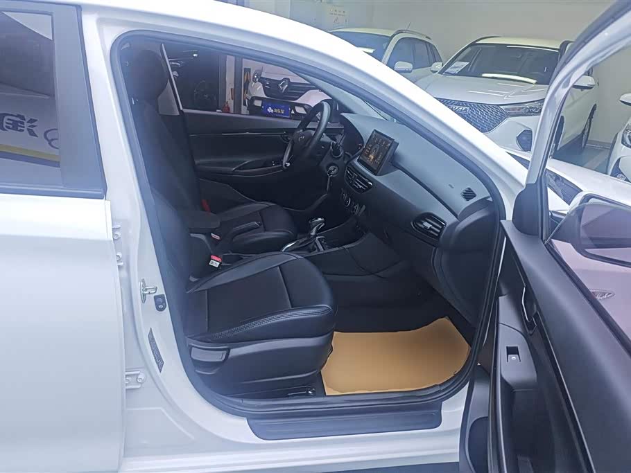 Hyundai Yuedong