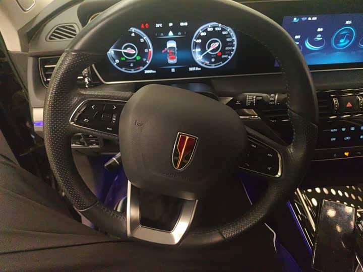 Hongqi Hs5, 2022 года фото 12