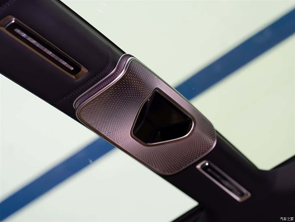 Maybach S-Class, 2023 24