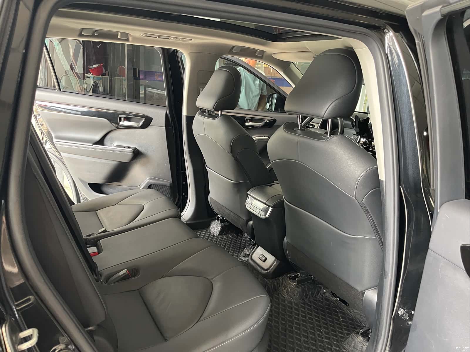 Toyota Highlander, 2022 11
