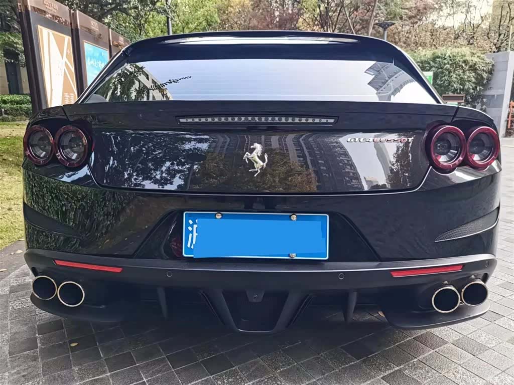 Ferrari GTC4Lus, 2018 7