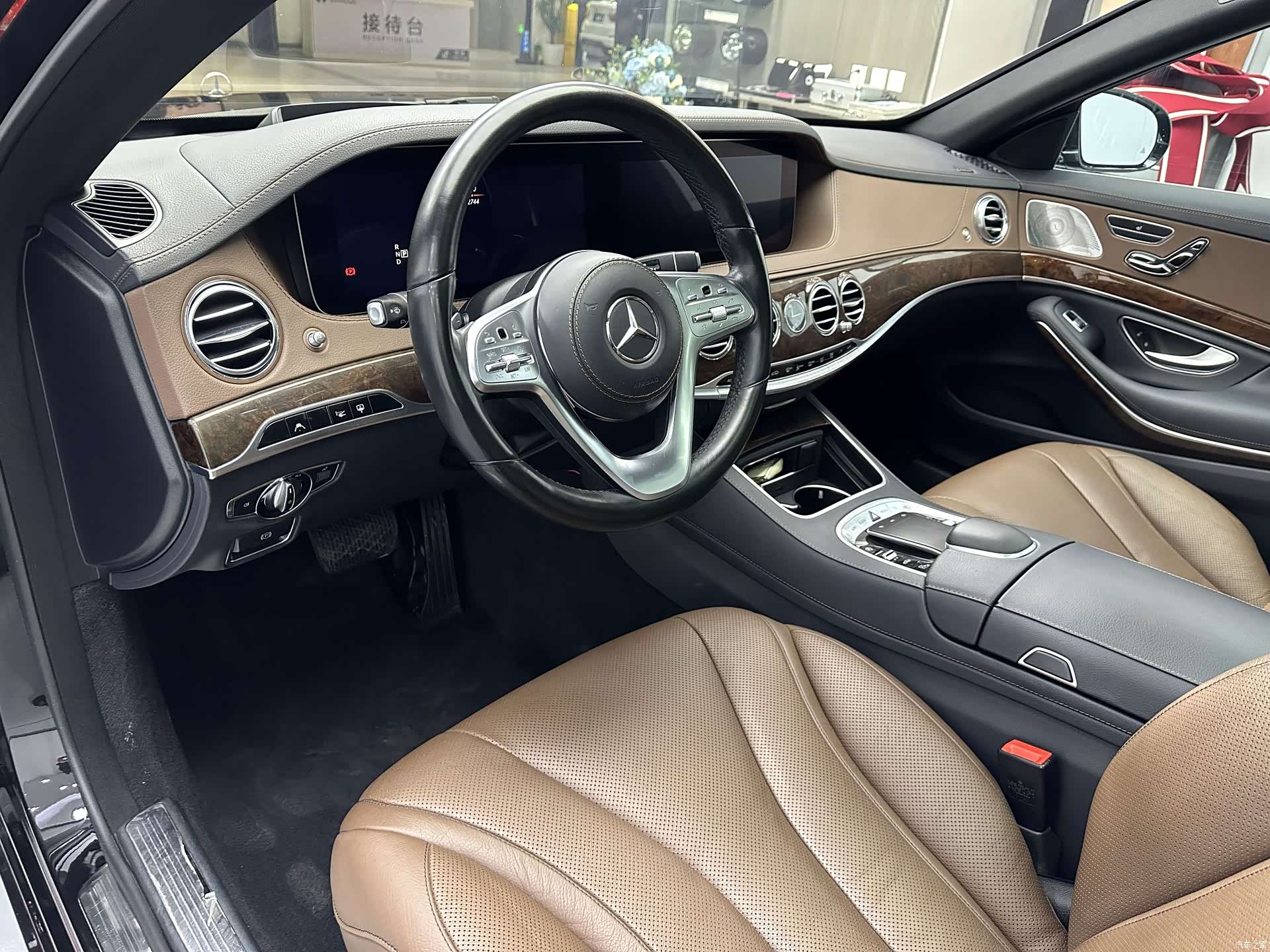 Mercedes-Benz S-Class, 2019 12