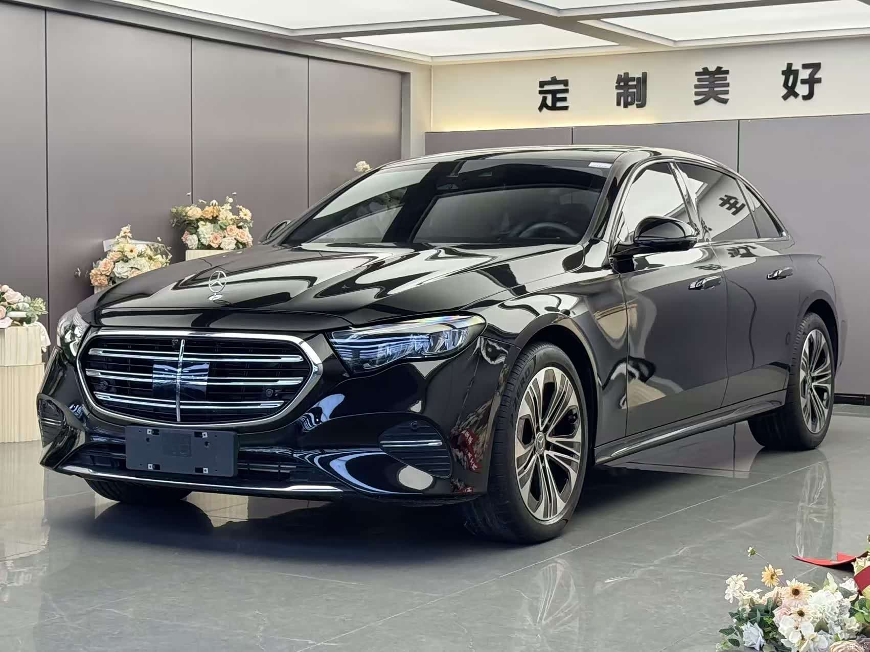 Mercedes-Benz E-Class, 2025 1