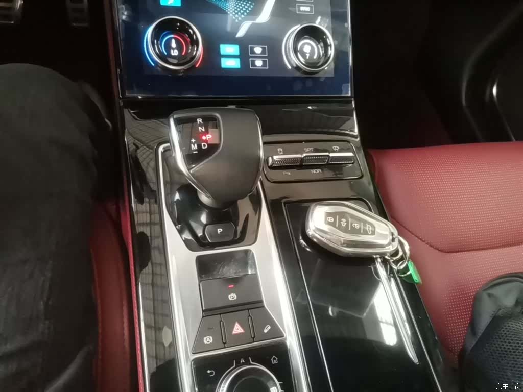 Jetour X70, 2020 14