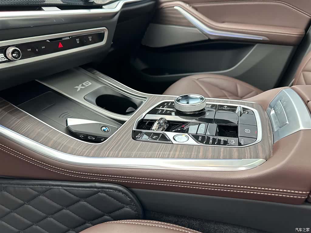 BMW X5, 2024 14