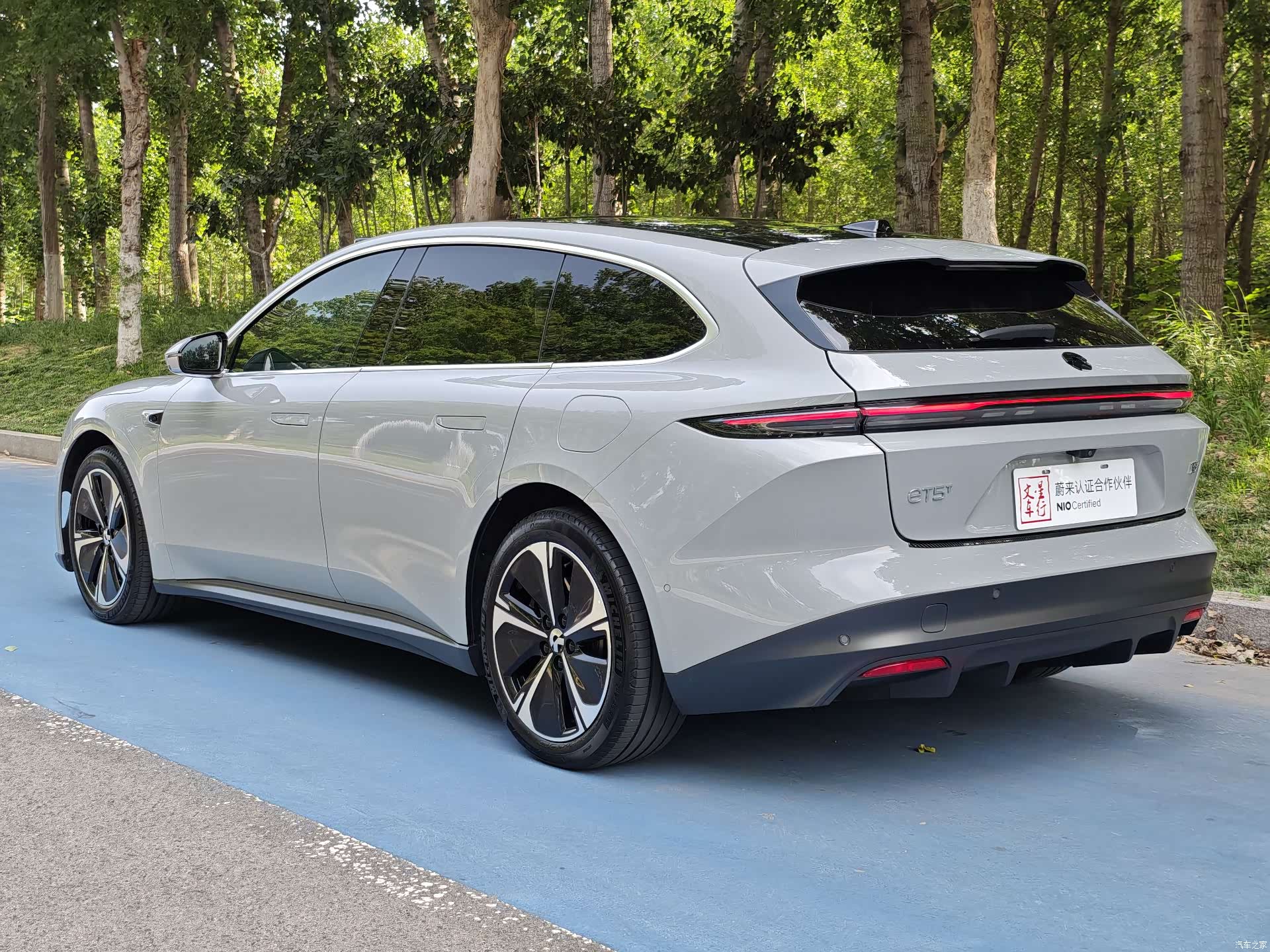 NIO ET5, 2024 все фото
