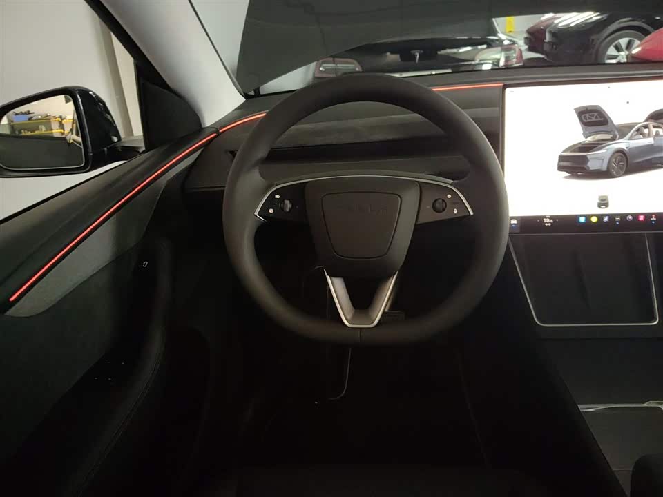 Tesla Model Y Tesla Model Y