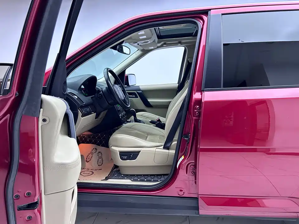 Land Rover Freelander 2