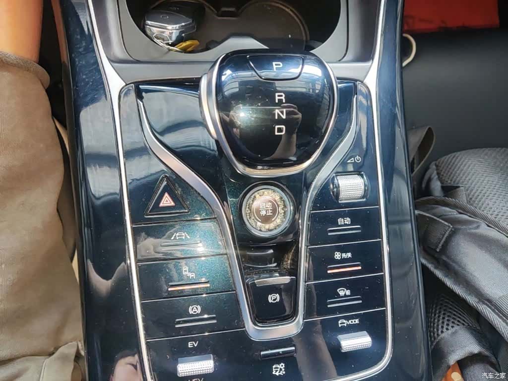 BYD Qin, 2022 12