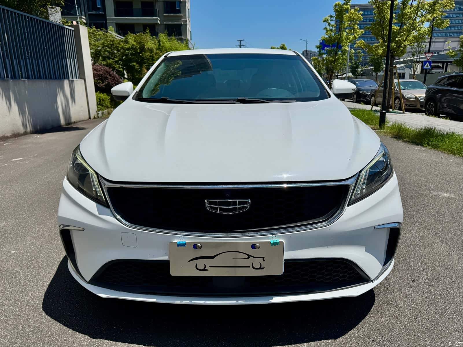 Geely Binray, 2022 2