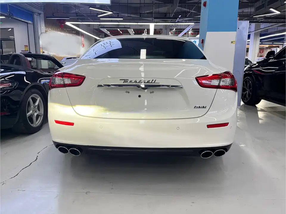 Maserati Ghibli Maserati Ghibli