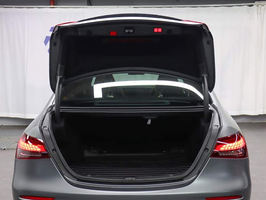 Mercedes-Benz E-Class AMG 2021, фото 28