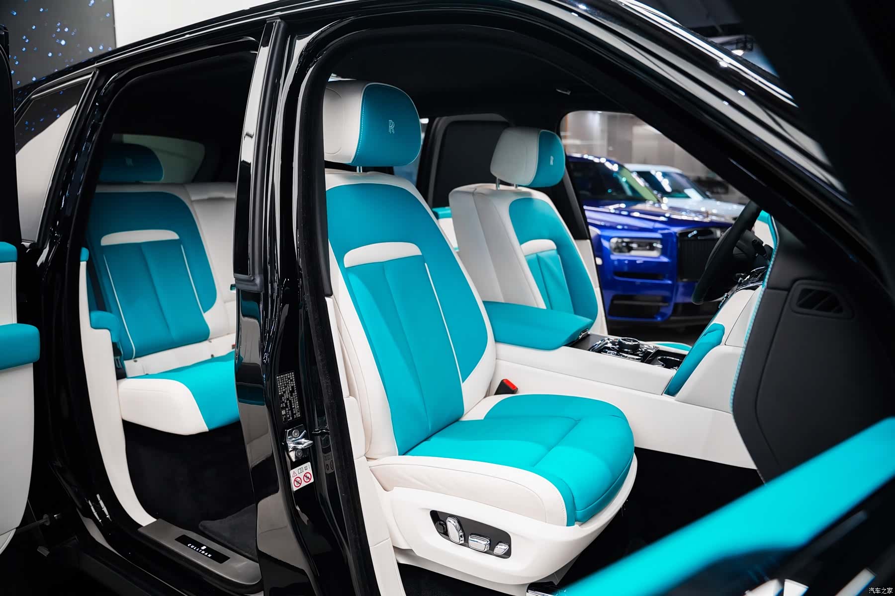 Rolls-Royce Cullinan, 2022 7