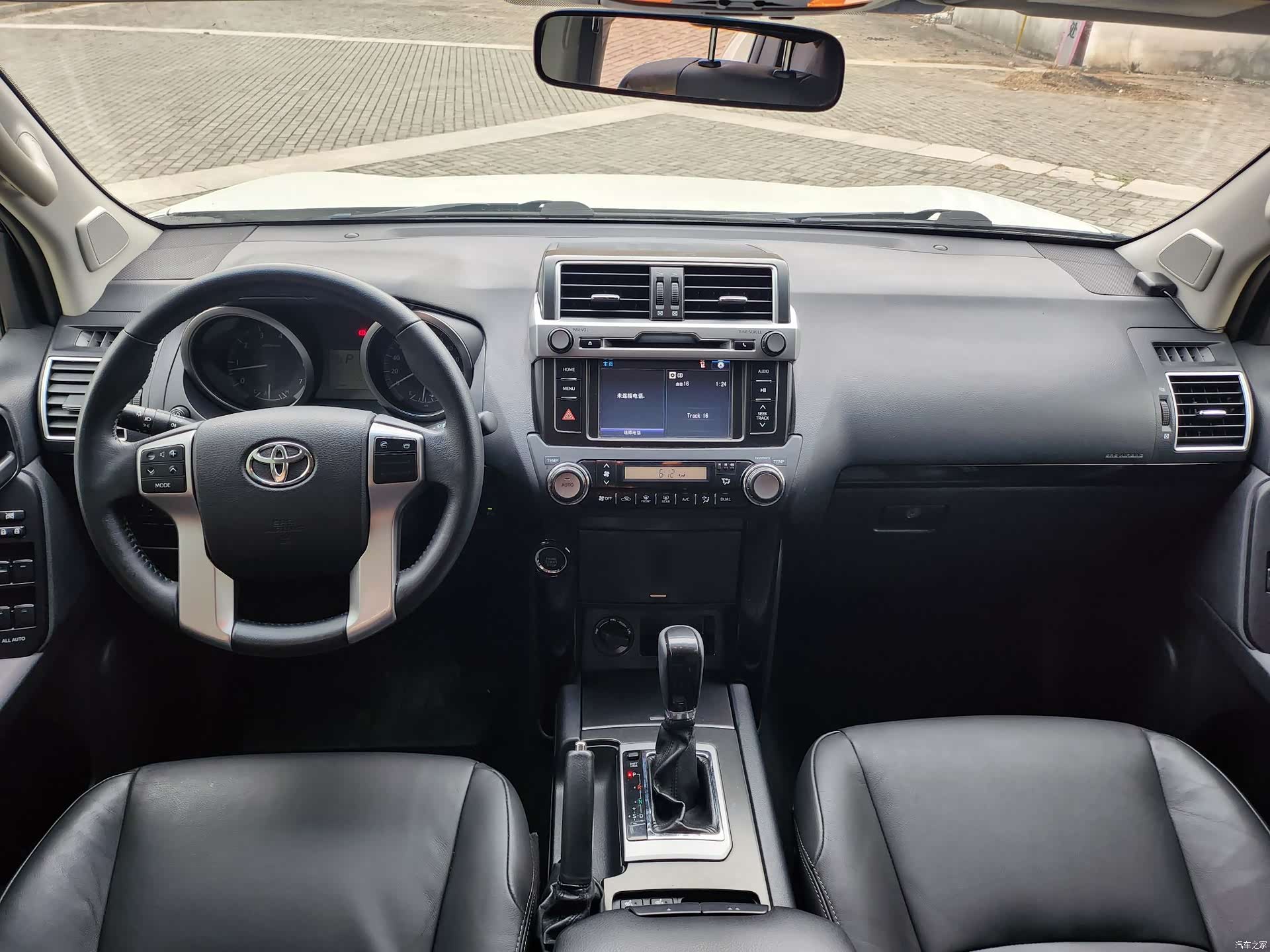 Toyota Prado, 2017 13