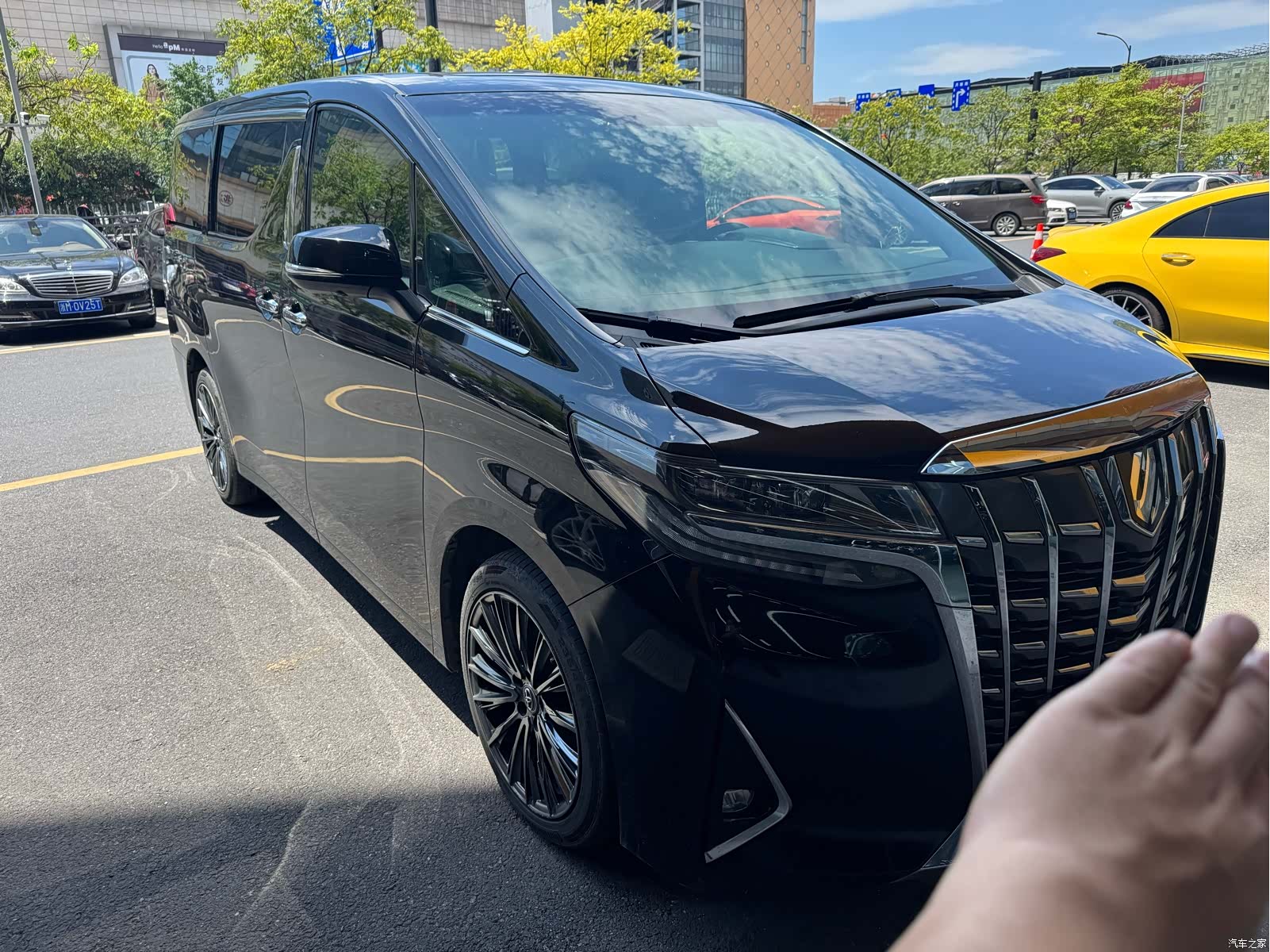 Toyota Alphard, 2018 2