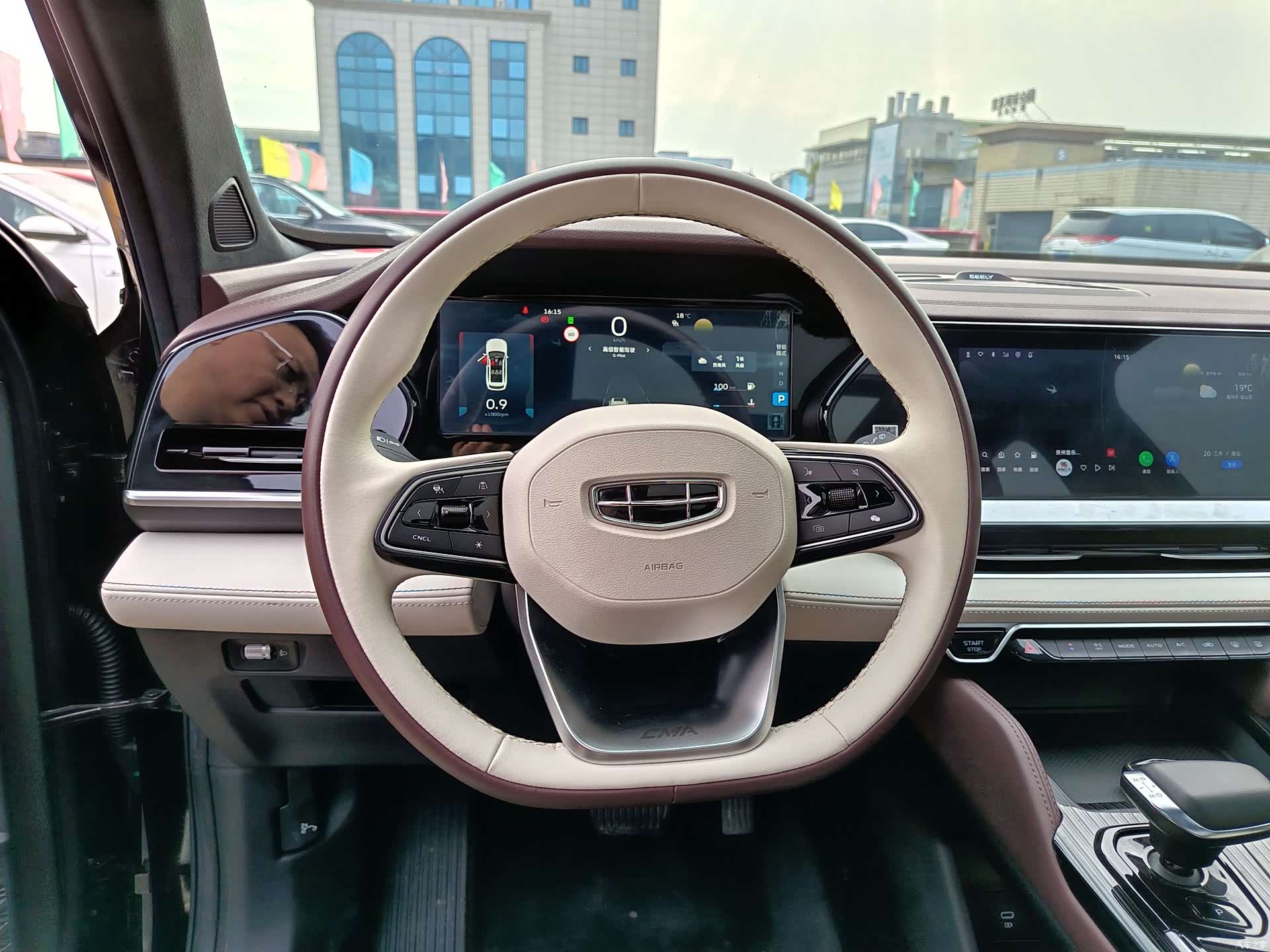 Geely Xingyue L, 2024 13