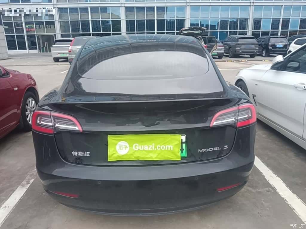 Tesla Model 3, 2020 6