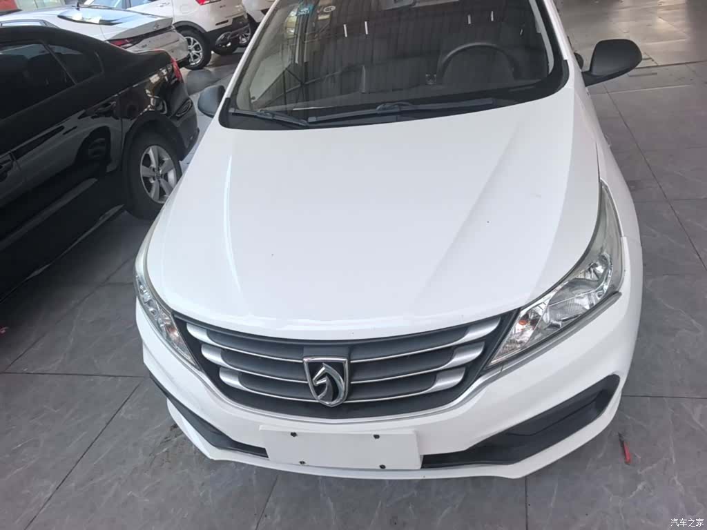 Wuling 310, 2017 3