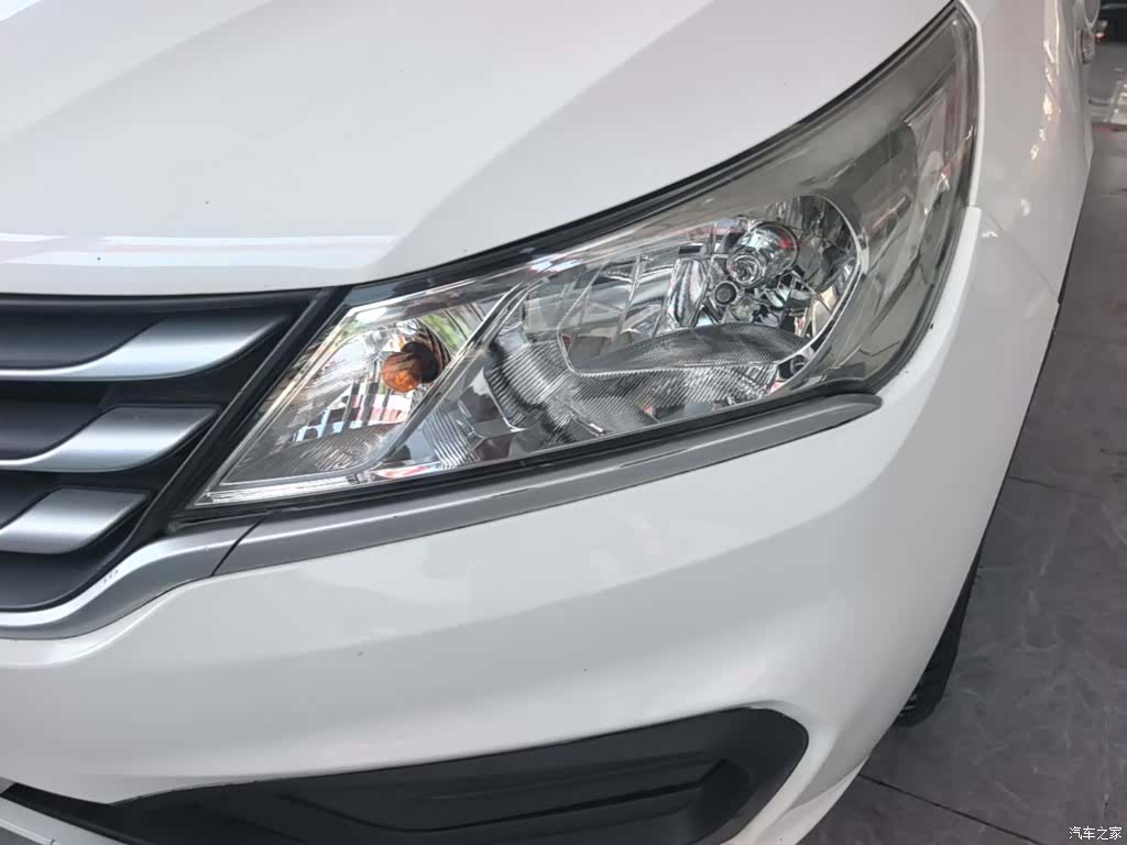 Wuling 310, 2017 24